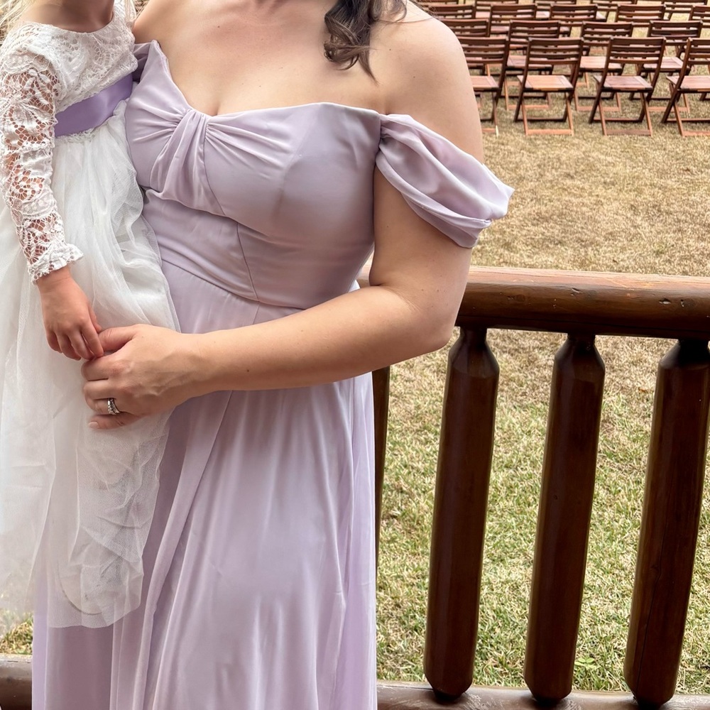 Women’s Dessy Collection Off-Shoulder Lilac Floor Length Gown Bridesmaid Size 12